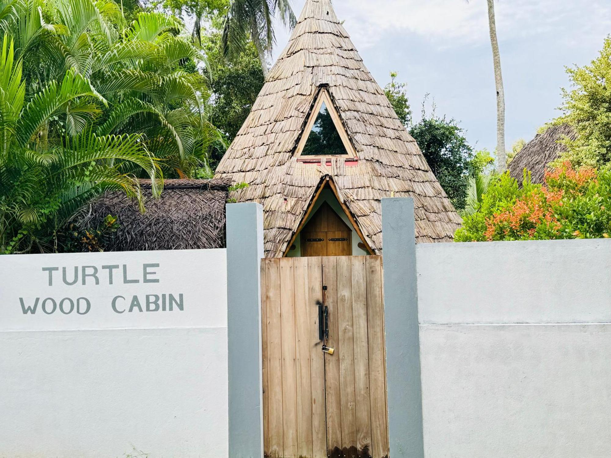 Turtle Wood Cabin Tangalle Dış mekan fotoğraf