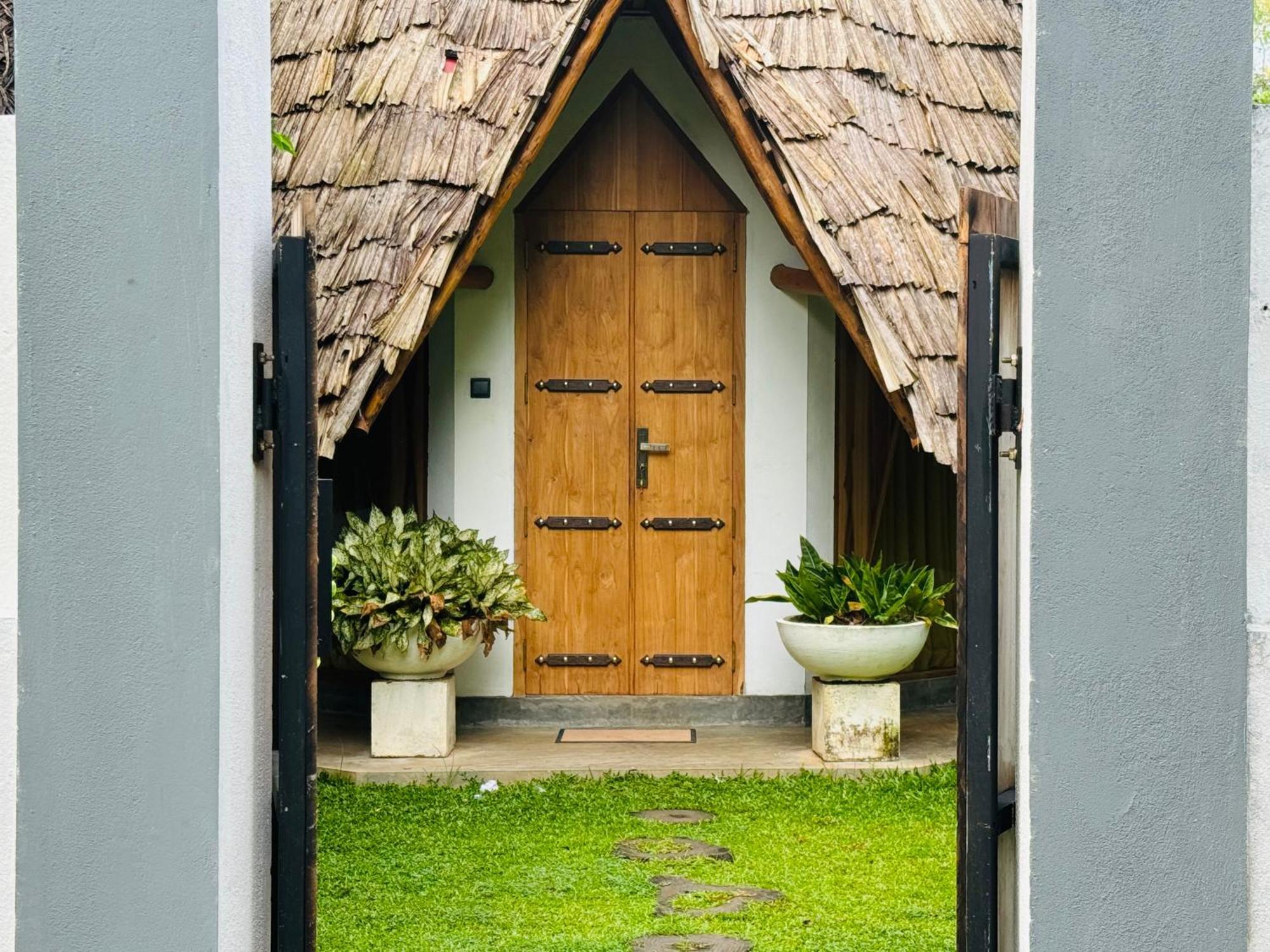 Turtle Wood Cabin Tangalle Dış mekan fotoğraf